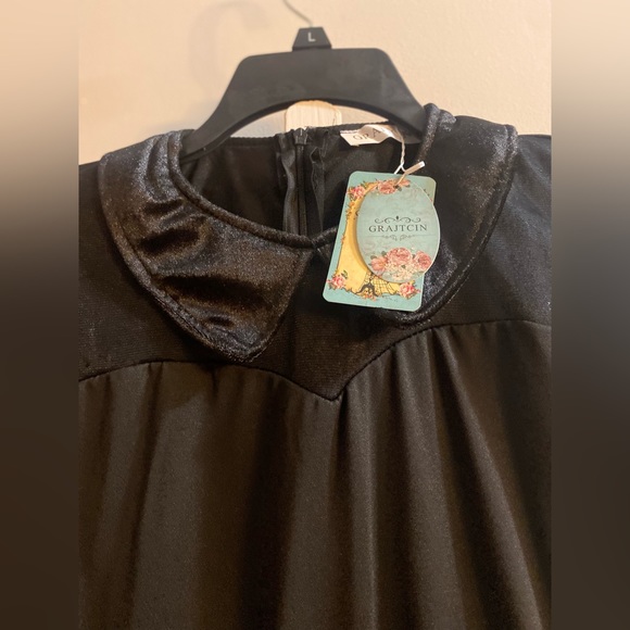 Gothic black Peter Pan neckline with tulle bottom and cap puff sheer sleeve NWT - Picture 4 of 7